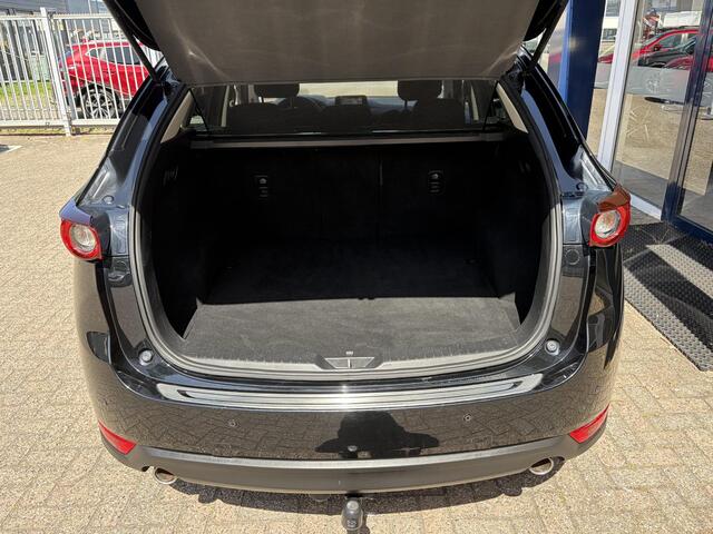 Mazda CX-5 2.0 SkyActiv-G 165 Sport Selected / Automaat / NL-Auto / 1e-Eigenaar / Head-Up Display / Stuur-/Stoelverwarming / Trekhaak / Cruise-Control / Rondom-Camerazicht / LED / Dodehoek-Detectie / Climate-Control / DAB Radio-Bluetooth / Camera / 19'' LMV / All-S
