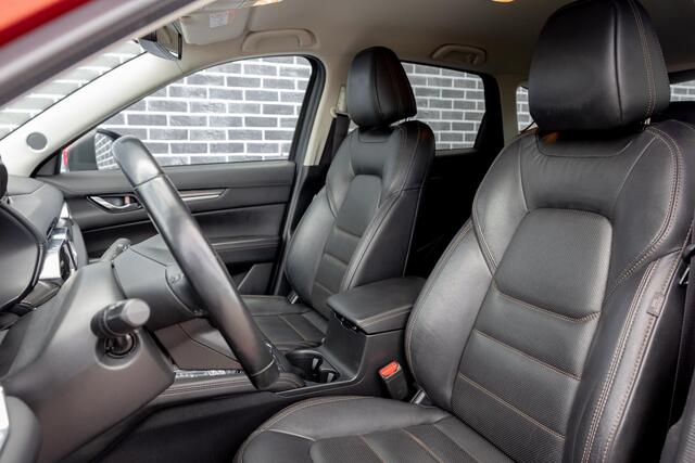 Mazda CX-5 2.5 SkyActiv-G 194 GT-M 4WD | Trekhaak | Head-up display | Adaptive cruise control | Lederden bekleding | Stoelverwarming voor | Elektrisch bedienbare voorstoelen | Bestuurderstoel met geheugenfunctie | Dode hoek detectie | Elektrisch bedienbare achterkle