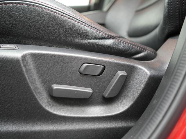 Mazda CX-5 2.0 SkyActiv-G 165 GT-M Line 2WD 165pk Dealer O.H. | Trekhaak Afn. | Camera | Bose Audio | Lederen Sportstoelen Memory & Verwarmd | Keyless | Blis | Navigatie | DAB | Cruise Control | LED Koplampen |