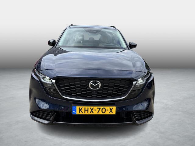Mazda CX-5 2.5 E-SKYACTIV G 141 M HYBRID Homura , Demovoordeel ¤ 1.000-, Tan Leder, Adap.Cruise, Navi, Apple Carplay, 360 Camera, Bose, PDC, HUD, Stoelverwarming/ventilatie, 19" LMV