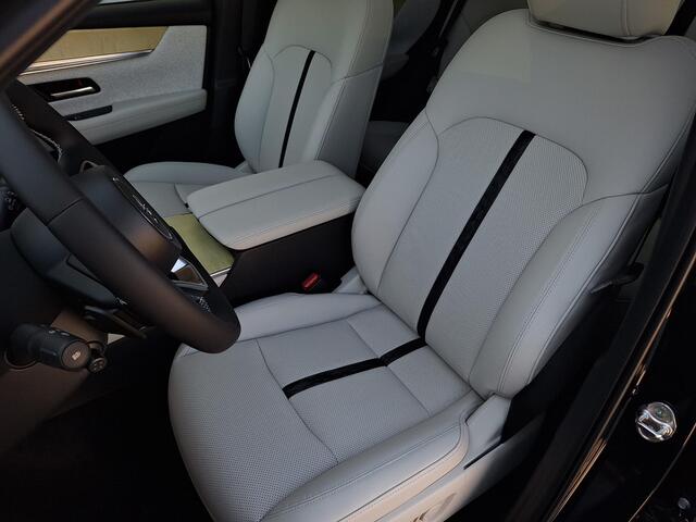 Mazda CX-60 2.5 e-SkyActiv PHEV Takumi Plus Draadloze Apple Carplay Android Auto | Panoramisch schuif kanteldak | Head up display | Bose | 360 camera | Elektrische achterklep | Stoelgeheugen | Stoelkoeling/verwarming | Dodehoeksensoren | Adaptieve led koplampen | Ad