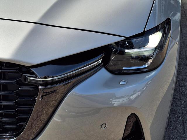 Mazda CX-60 2.5 e-SkyActiv PHEV Homura | Apple Carplay/Android Auto | Panoramisch schuif/kantel dak | Elektrische trekhaak | Stoelverwarming/verkoeling | Adaptief Cruise Control | Elektrische achterklep |