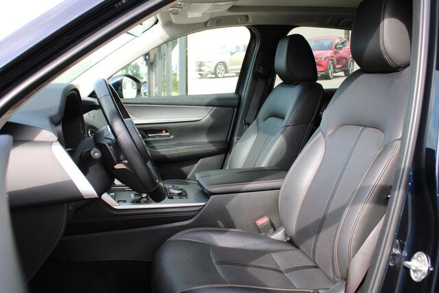 Mazda CX-60 2.5 e-SkyActiv PHEV Exclusive-Line , Automaat, CS Pack, DA Pack, P Pack, Adap. Cruise, Leder, Stoelverwarming, Stoelverkoeling, Stuurverwarming, Bose, 360 Camera, Clima, Navi, Apple Carplay, Elektrische klep, LMV 20 Inch, Schuif/kanteldak