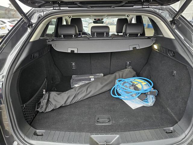 Mazda CX-60 2.5 e-SkyActiv PHEV Takumi 325 pk | Nieuwstaat | Leder | Full led | Virtual cockpit | Head-up display | Adaptieve cruise control etc.