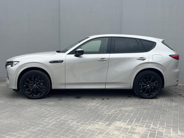 Mazda CX-60 2.5 e-SkyActiv PHEV Homura / Trekhaak Uitklapbaar (2.500KG) / AWD / Convenience Pack / Driver Assistance Pack / Panorama Dak / Stoelverwarming Voor&Achter / Dodehoekdetectie Met Correctie / Head-Up Display / Apple Carplay&Android Auto / Full-Map Navigatie