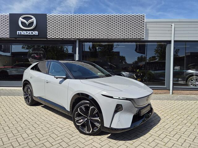 Mazda CX-6e Takumi Plus 78 kWh NAVI | RONDOMZICHT CAMERA | 21 INCH LMV | PANORAMA DAK LEVERING 2026 (PROFITEER DIT JAAR NOG VAN DE 18 % BIJTELLING)
