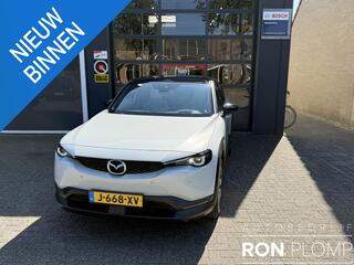 mazda-mx-30-e-skyactiv-145-luxury-3