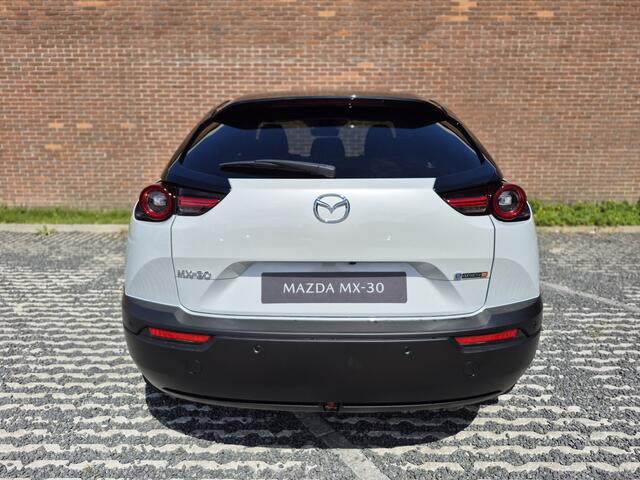 Mazda MX-30 e-SkyActiv R-EV 170 ¤ 8000,- KORTING | Exclusive-line | HYBRID DEAL | VAN ¤ 40.840,- VOOR ¤ 32.840,-
