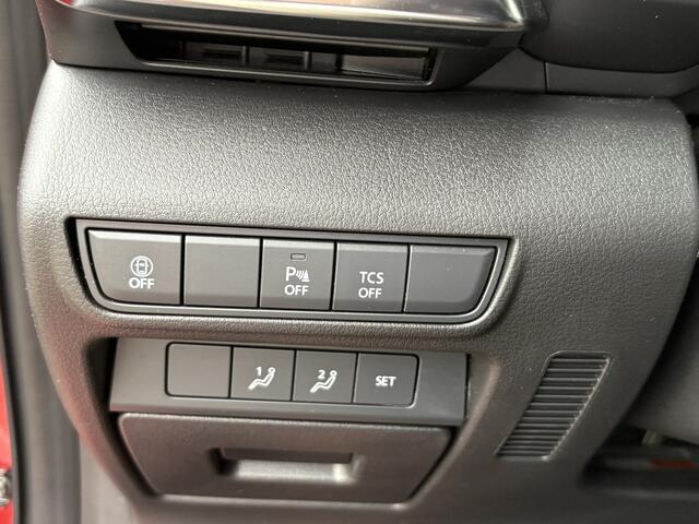 Mazda MX-30 e-SkyActiv 145 Luxury 36 kWh | Navigatie | Camera | Head-Up Display | Stoelverwarming | Adaptieve Cruise Control |