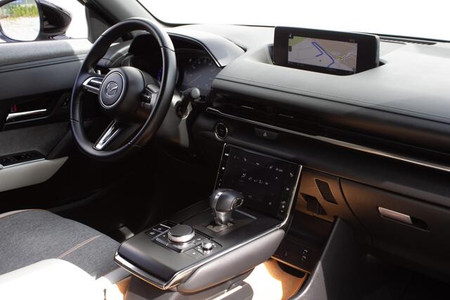 Mazda MX-30 e-SkyActiv EV 145 Advantage 36 kWh Camera/ Head up/ 3-fase/ Facelift/ Elektr. stoel/ Navigatie/ Carplay/ Stoelverwarming