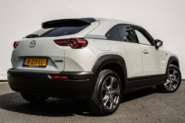 Mazda MX-30 e-SkyActiv EV 145 Advantage 36 kWh Camera/ Head up/ 3-fase/ Facelift/ Elektr. stoel/ Navigatie/ Carplay/ Stoelverwarming