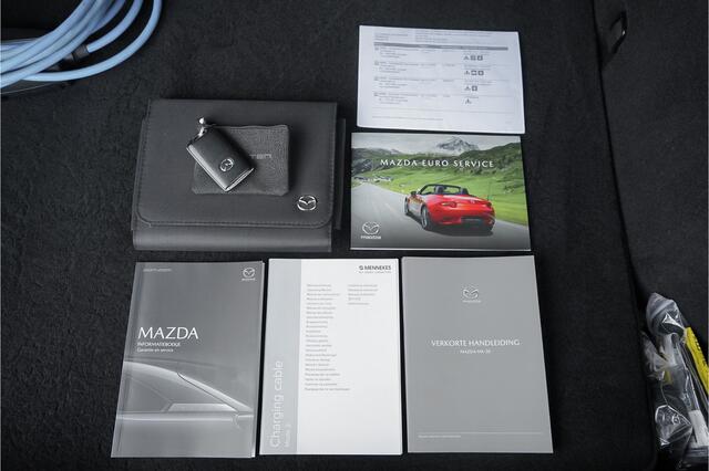 Mazda MX-30 e-SkyActiv 145 Luxury 36 kWh Schuifdak Bose 1e Eig Ori NL