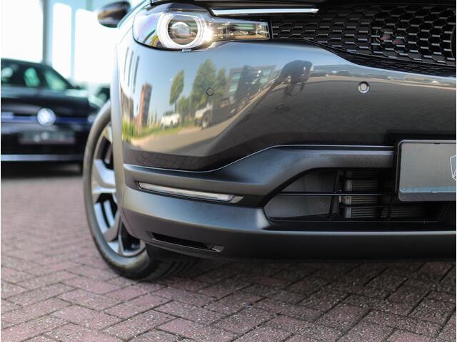 Mazda MX-30 e-SkyActiv EV 145 Advantage 36 kWh | Head-Up Display | Keyless | Memory | ACC | Camera | Stoelverw.