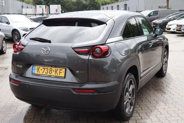 Mazda MX-30 e-SkyActiv 145 First Edition 36 kWh 93% SOH, Dealer onderhouden! Navigatie, Climate control, Stoelverwarming, Camera, Elektrische ramen