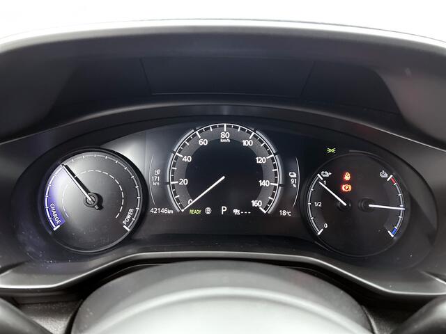 Mazda MX-30 e-SkyActiv 145 First Edition 36 kWh Navigatie | Camera achter | Stoelverwarming | PDC | Lichtmetaal