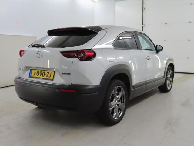Mazda MX-30 E-SKYACTIV 145 FIRST EDITION 36 KWH I APPLE CARPLAY I P-CAMERA I CLIMATE CONTROL I NAVIGATIE