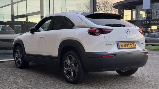 Mazda MX-30 e-SkyActiv 145 Comf. | HUD | Camera | Navi