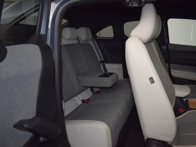 Mazda MX-30 e-SkyActiv 145 First Edition