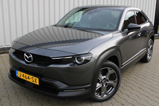 Mazda MX-30 e-SkyActiv 145 First Edition 36 kWh | Incl. 12 maanden garantie | Adapatieve cruise control | Apple Carplay/Android Auto | Parkeersensoren | Navigatie | Lane asist | Climate control | Stoelverwarming |