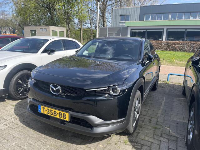 Mazda MX-30 e-SkyActiv EV 145 Advantage 36 kWh , Automaat, Camera, Adap.Cruise, Clima, Navi, Stoelverwarming, Apple Carplay, Android Auto, LMV 18 Inch, PDC, LKA,