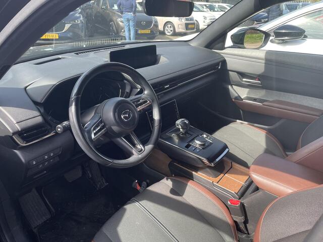 Mazda MX-30 e-SkyActiv EV 145 Advantage 36 kWh , Automaat, Camera, Adap.Cruise, Clima, Navi, Stoelverwarming, Apple Carplay, Android Auto, LMV 18 Inch, PDC, LKA,