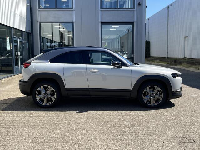 Mazda MX-30 e-SkyActiv 145 Luxury 36 kWh | Navi/Adapt.Cruise/Clima/Schuif-Kanteldak/Apple CarPlay-Android Auto