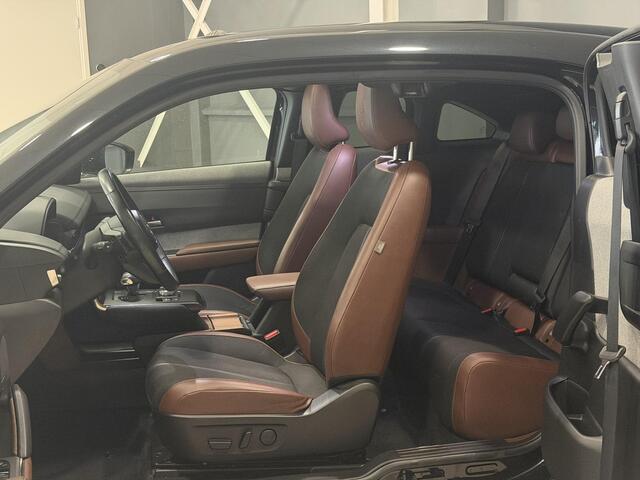 Mazda MX-30 e-SkyActiv 145 Makoto 36 kWh | Panorama dak | SOH 94% | BOSE geluidsysteem |