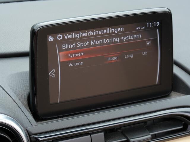 Mazda MX-5 1.5 CHAIRO/ LEER/ BOSE/ 18INCH/ DAB/ *UITSTRALING*