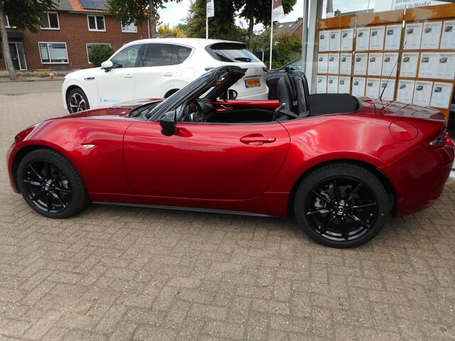 Mazda MX-5 2.0 SkyActiv-G 184 Signature