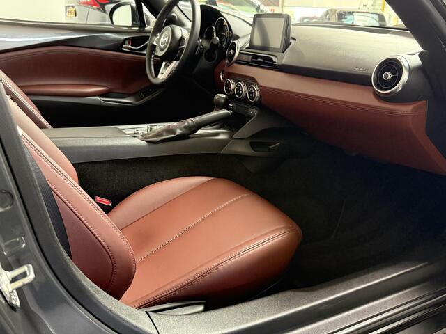 Mazda MX-5 RF 2.0 SkyActiv-G 160 GT-M AUTOMAAT | LEDER | CARPLAY | PDC | BOSE