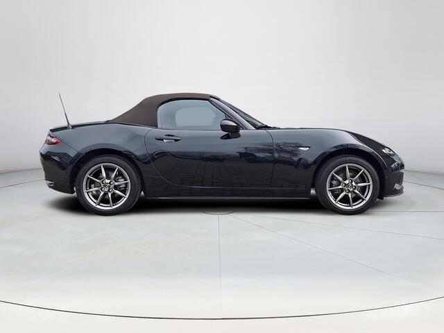 Mazda MX-5 1.5 SkyActiv-G 132 Kazari | Cruise Control | Navigatie | PDC | Camera | Lichtmetaal | Keyless Entry / Start | Lichtmetalen velgen | BOSE Premium Audio |
