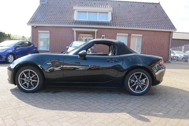 Mazda MX-5 1.5 SkyActiv-G 132 Signature