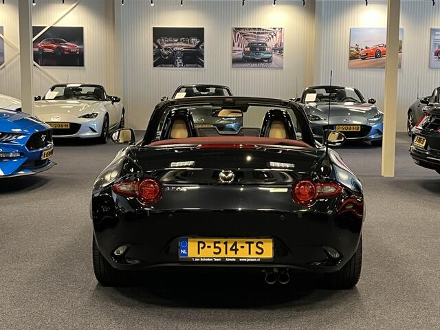 Mazda MX-5 ND Roadster 1.5 SkyActiv-G 131PK Sakura Limited Bose Leder PDC