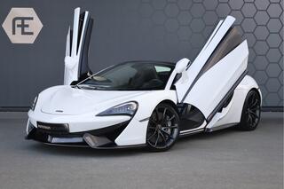 mclaren-570s-spider--carbon-interi