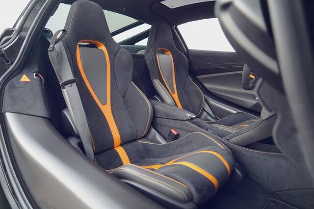 Mclaren 720S Coupe Performance 4.0 V8 | Lift | Full Carbon | First own. | Gorilla Glass |