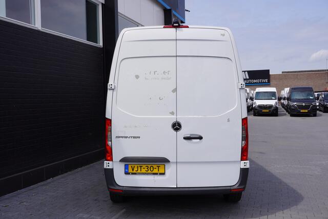 Mercedes-Benz 311 CDI Sprinter 2.2 L2H1 Automaat EURO 6 - A/C Climate - Navi - Cruise - Laadbrug - ¤ 16.900,- Excl.