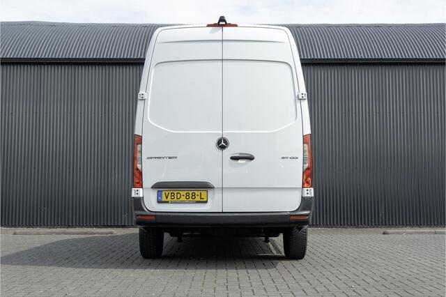 Mercedes-Benz 311 CDI Sprinter L2H2 | Mbux | CarPlay | Climate | Camera | Inrichting | Omvormer | Oprijplaat | Euro 6