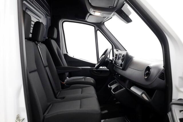 Mercedes-Benz 311 CDI Sprinter 115pk RWD 7G Automaat L2H2 Airco/Camera 05-2021
