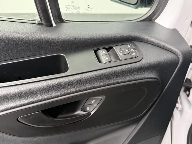 Mercedes-Benz 311 CDI Sprinter L2H2 Werkplaats | Oprijplaat | Multimedia | Camera | Airco