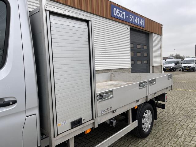 Mercedes-Benz 311 CDI Sprinter 2.2 L2 EURO VI-D / vaste prijs rijklaar ¤ 27.950 ex btw / 27.924 km NAP / originele Nederlandse bus / zilver metallic / airco / cruise / trekhaak / Karhof opbouw