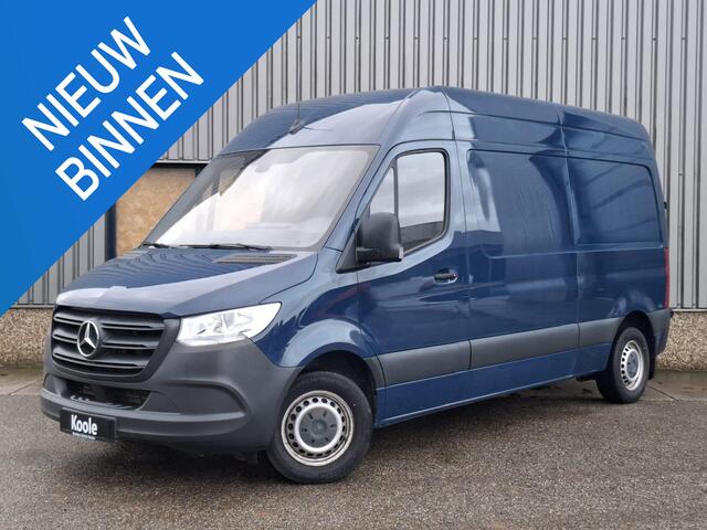 Mercedes-Benz 311 CDI Sprinter GB L2 FWD Functional 3.5T / AIRCO / CAMERA / 3 ZITS / DEALER ONDERHOUDEN / NAVI