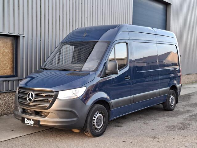 Mercedes-Benz 311 CDI Sprinter 2.2 L2H2 / AIRCO / CAMERA / 3 ZITS / DEALER ONDERHOUDEN / NAVI