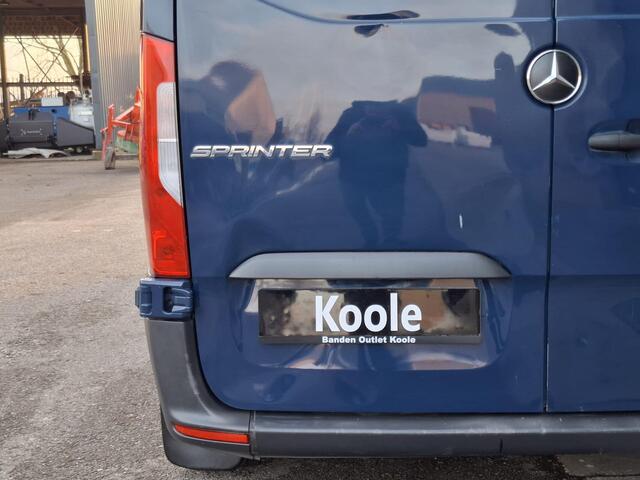 Mercedes-Benz 311 CDI Sprinter 2.2 L2H2 / AIRCO / CAMERA / 3 ZITS / DEALER ONDERHOUDEN / NAVI