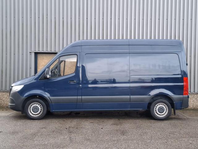 Mercedes-Benz 311 CDI Sprinter 2.2 L2H2 / AIRCO / CAMERA / 3 ZITS / DEALER ONDERHOUDEN / NAVI