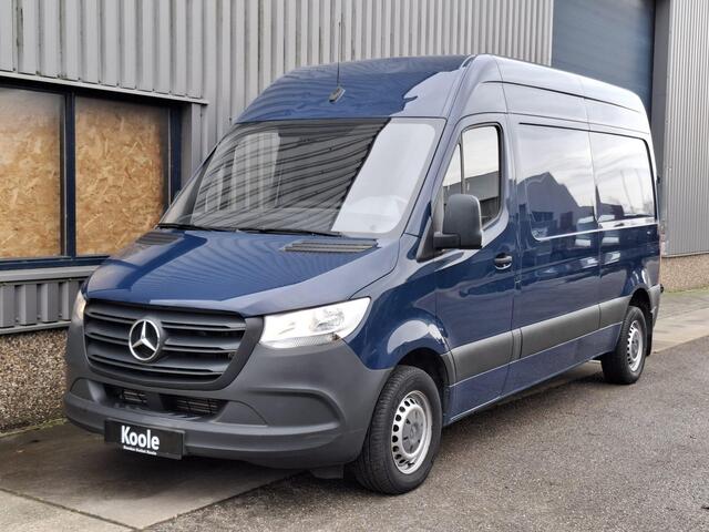 Mercedes-Benz 311 CDI Sprinter 2.2 L2H1 / AIRCO / CAMERA / 3 ZITS / DEALER ONDERHOUDEN / NAVI