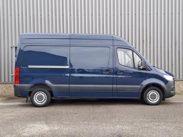 Mercedes-Benz 311 CDI Sprinter 2.2 L2H1 / AIRCO / CAMERA / 3 ZITS / DEALER ONDERHOUDEN / NAVI