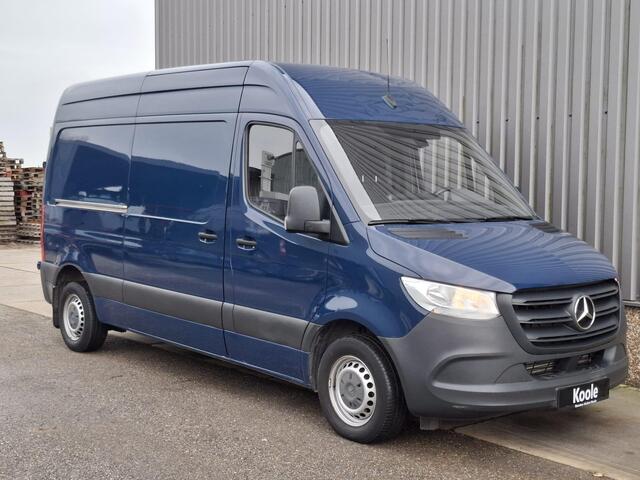 Mercedes-Benz 311 CDI Sprinter 2.2 L2H1 / AIRCO / CAMERA / 3 ZITS / DEALER ONDERHOUDEN / NAVI