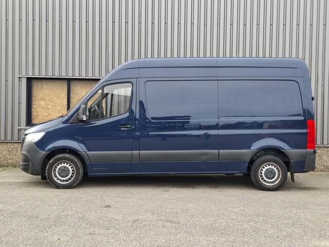 Mercedes-Benz 311 CDI Sprinter 2.2 L2H2 AIRCO / CAMERA / 3 ZITS / DEALER ONDERHOUDEN / NAVI