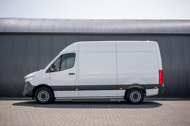 Mercedes-Benz 311 CDI Sprinter L2H2 | Volledig Ingericht | Mbux | Camera | Navi | Climatronic