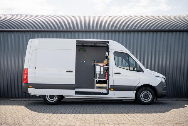 Mercedes-Benz 311 CDI Sprinter L2H2 | Volledig Ingericht | Mbux | Camera | Climatronic